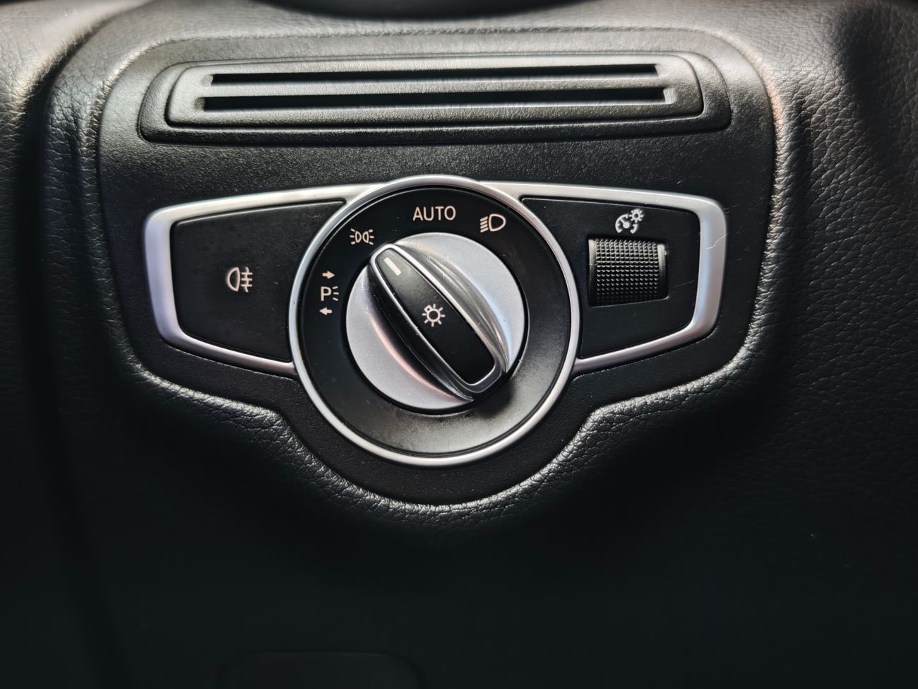 Mandataire MERCEDES GLC 300 de 9G-Tronic 4Matic AMG Line