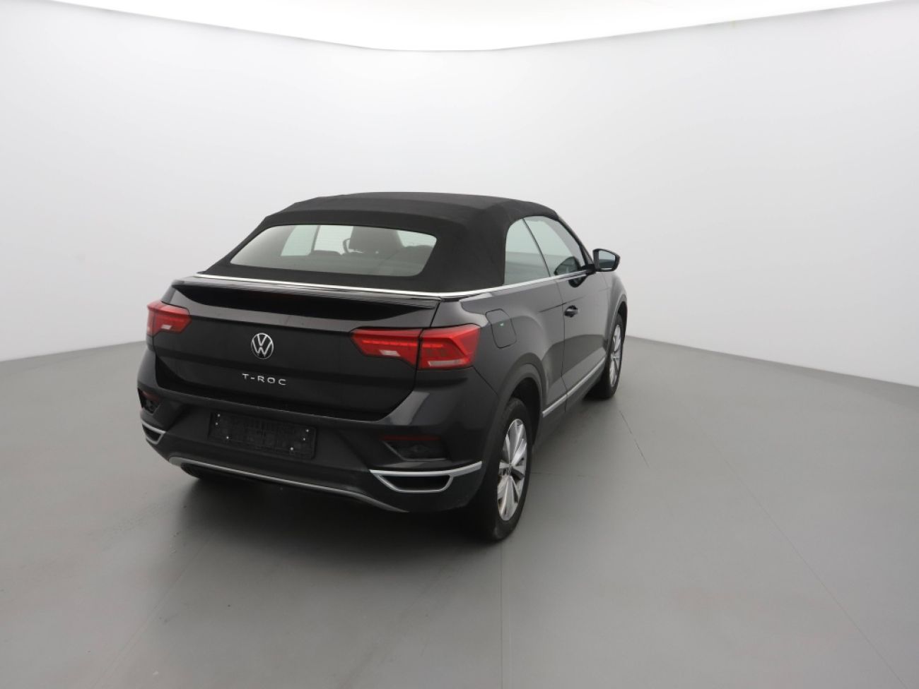 Mandataire VOLKSWAGEN T-Roc Cabriolet 1.5 TSI 150 DSGstyle