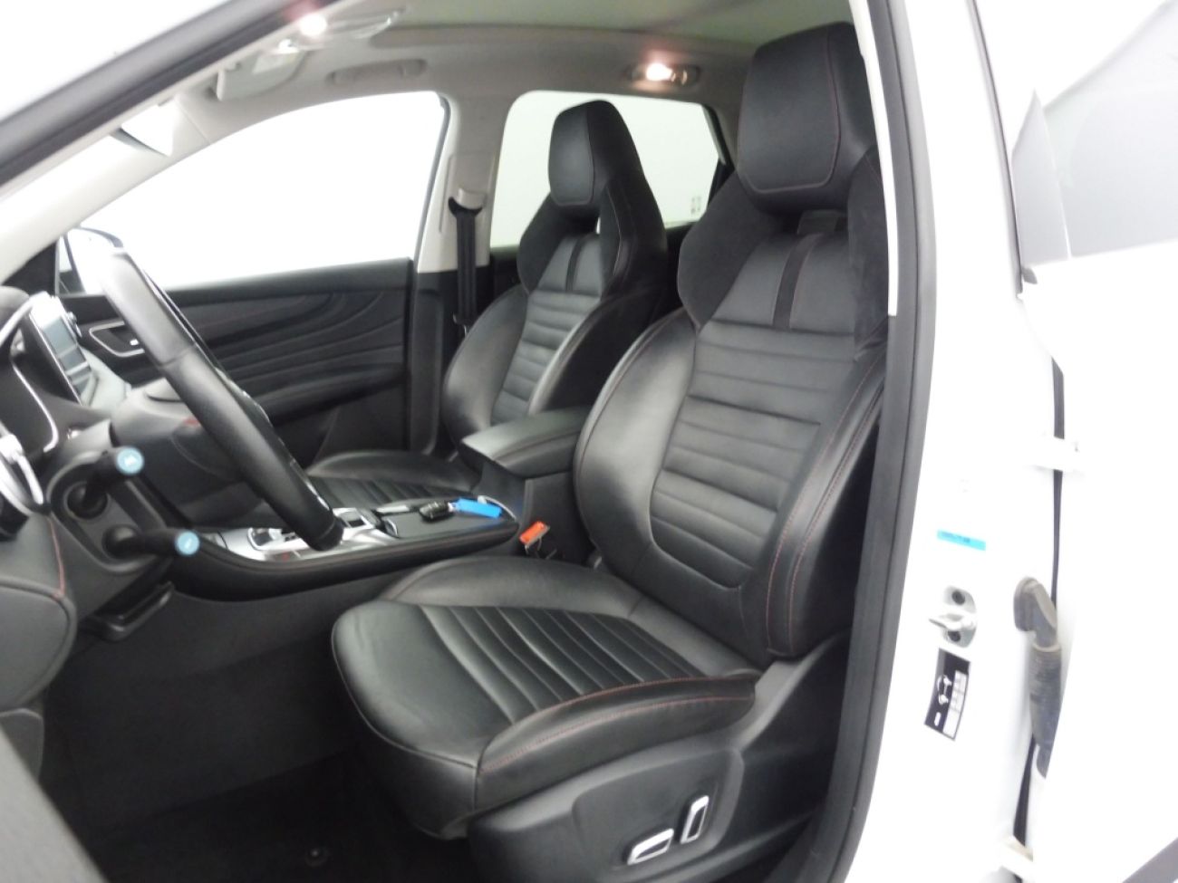 Mandataire MG HS 1.5 T-GDI 162 AT luxury