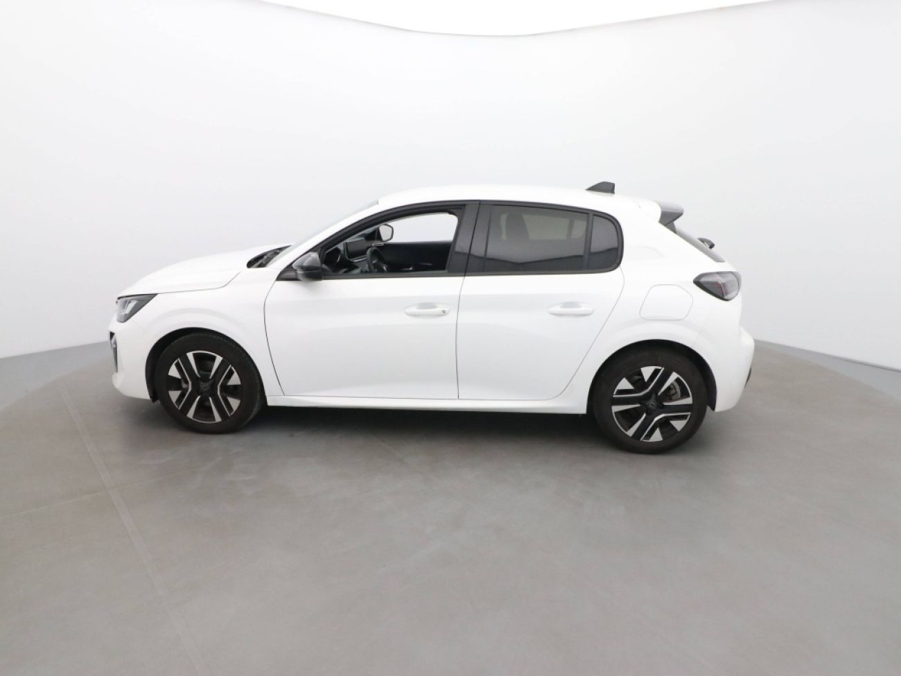 Mandataire PEUGEOT 208 1.2 100CH S&S ALLURE