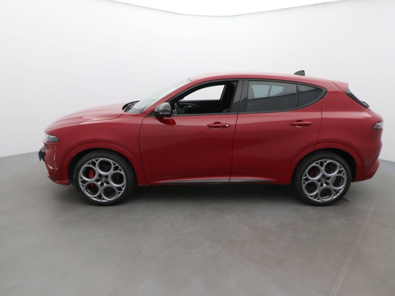 Mandataire ALPHA ROMEO Tonale 1.5 HYBRID 160CH TRIBUTO ITALIANO TCT