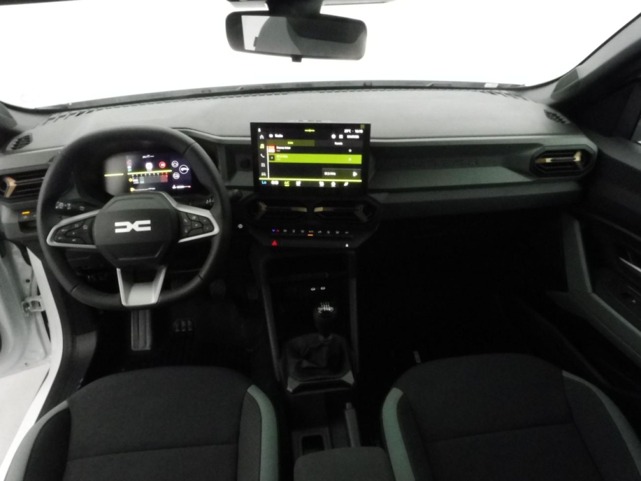 Mandataire Dacia DUSTER 1.2 TCE MILD HYBRID 130CH EXTREME 4X2
