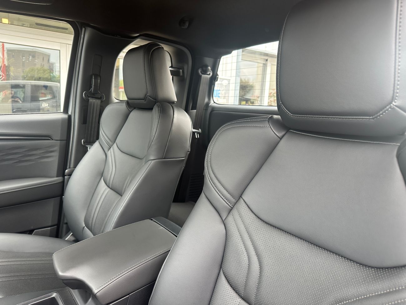 Mandataire ISUZU D MAX SPACE NITRO SPORT 2.2 A/T 4x4 MY2026 Euro6e-bis