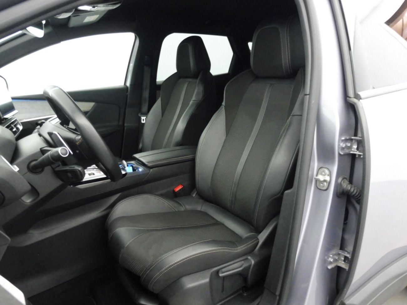 Mandataire PEUGEOT 3008 1.5 BLUEHDI 130CH S&S GT EAT8