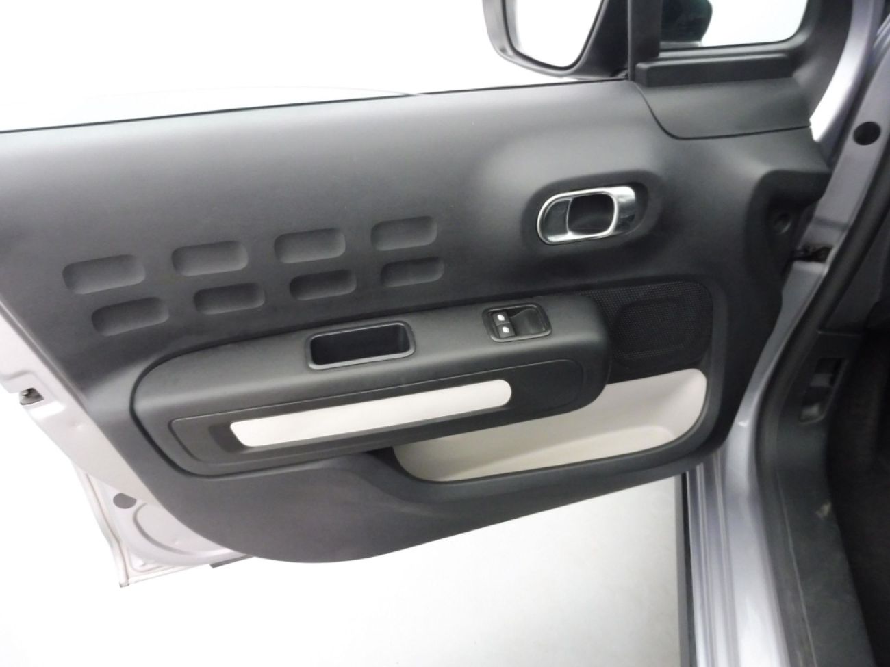 Mandataire Citroën C3 1.5 BLUEHDI 100CH S&S PLUS