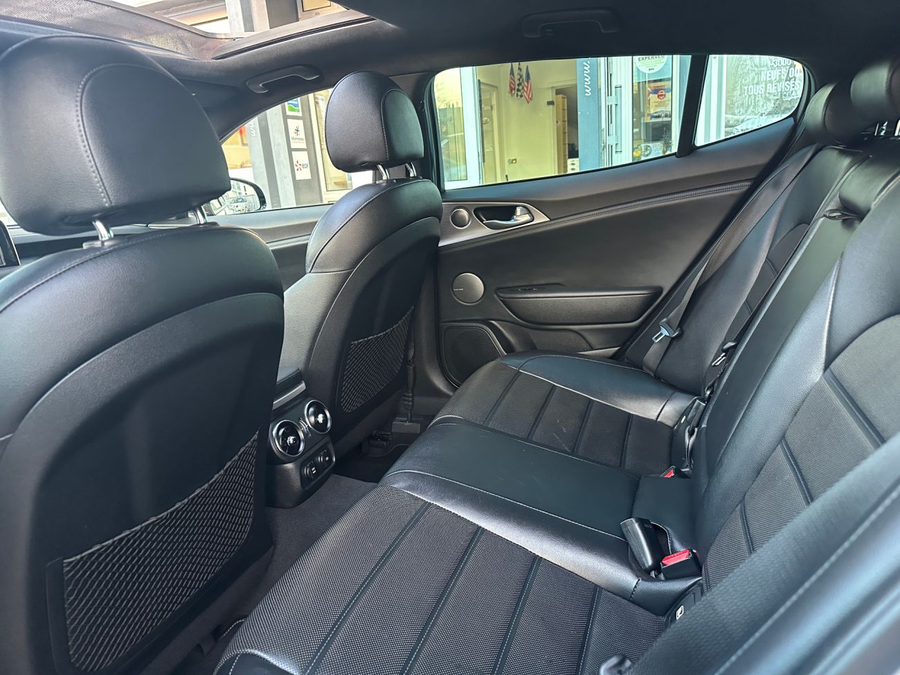 Mandataire Kia STINGER 2.0 T-GDi 255 ch ISG BVA8 4x2 GT Line Pack Premium