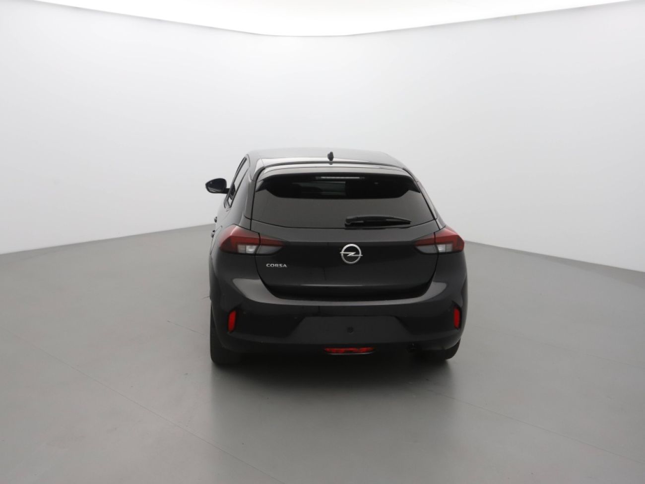 Mandataire Opel Corsa 1.2 100edition