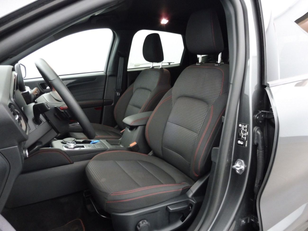 Mandataire Ford KUGA 2.0 TDCI 120CH ST-LINE POWERSHIFT