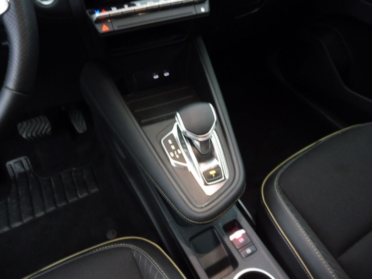 Mandataire RENAULT Symbioz 1.6 E-TECH FULL HYBRID 145CH ICONIC