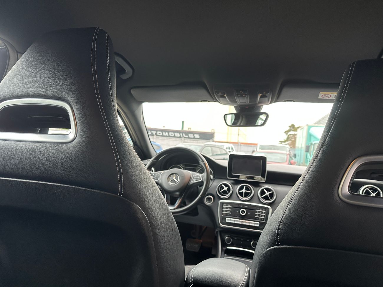 Mandataire MERCEDES CLASSE A 180 d 7G-DCT Inspiration