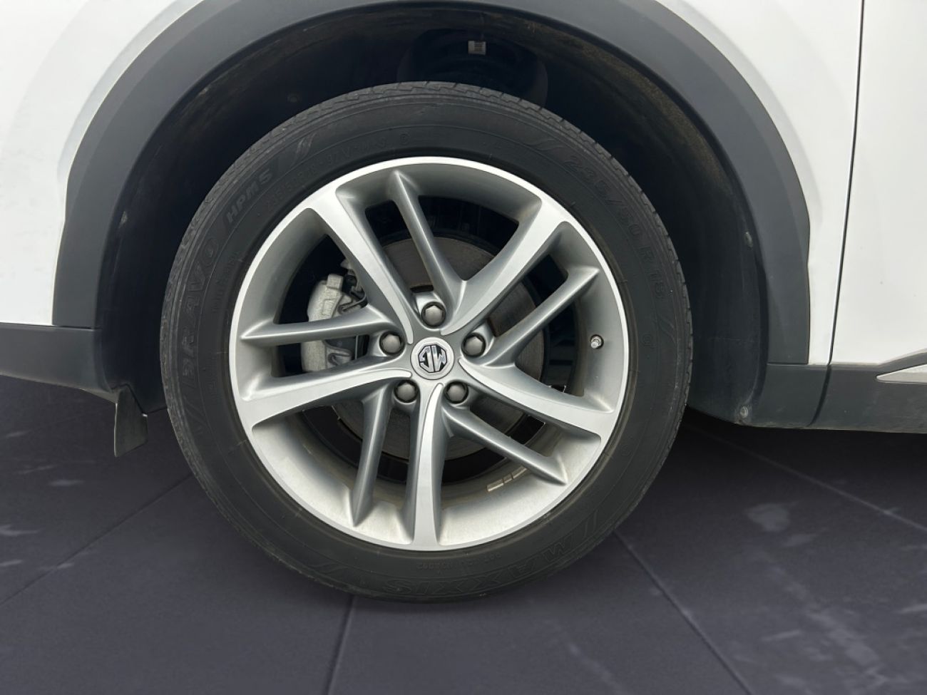 Mandataire MG HS 1.5 T-GDI 162 AT luxury