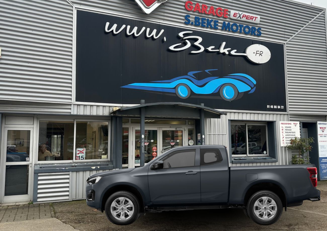 Mandataire ISUZU D-MAX NOUVEAU  2.2L SPACE EVOLUTION bva8