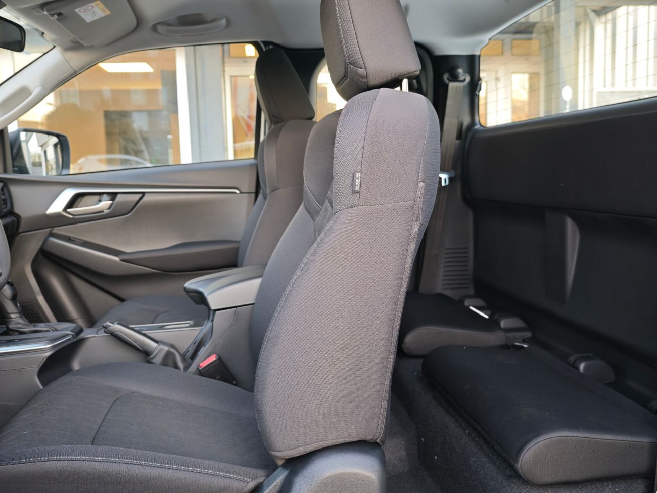 Mandataire ISUZU D MAX SPACE N60 BB+ A/T 4x4  Euro6e