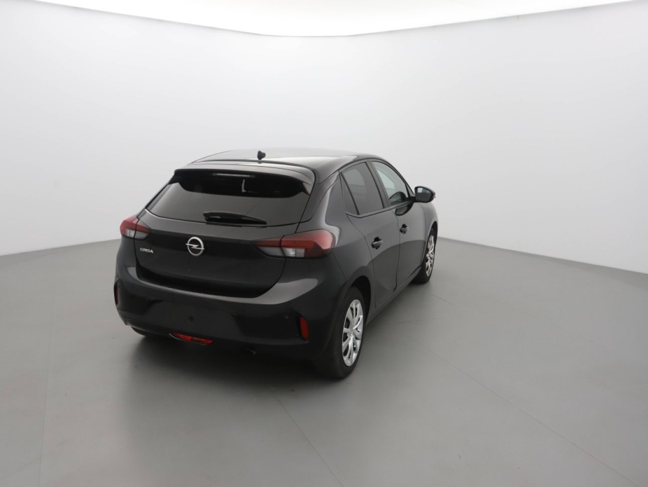 Mandataire Opel Corsa 1.2 100edition