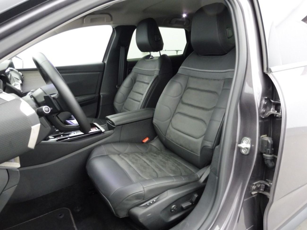 Mandataire Citroën C5 X PURETECH 180CH S&S SHINE EAT8