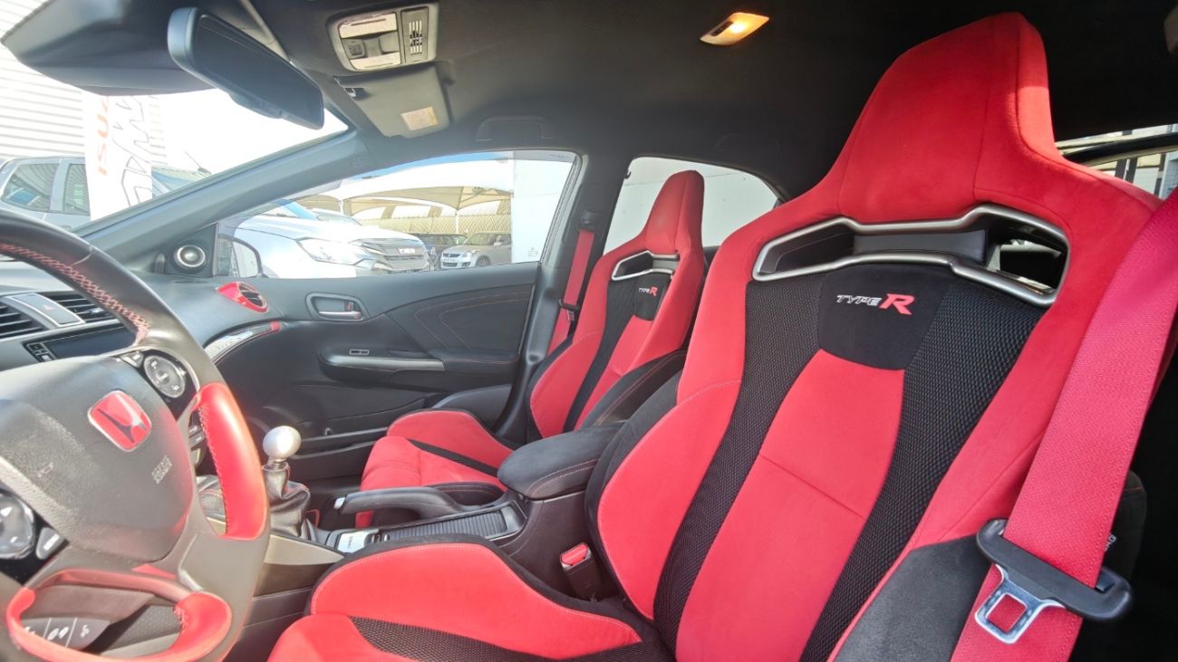 Mandataire HONDA CIVIC TYPE R 2.0 i-VTEC Type R GT FK2#06350
