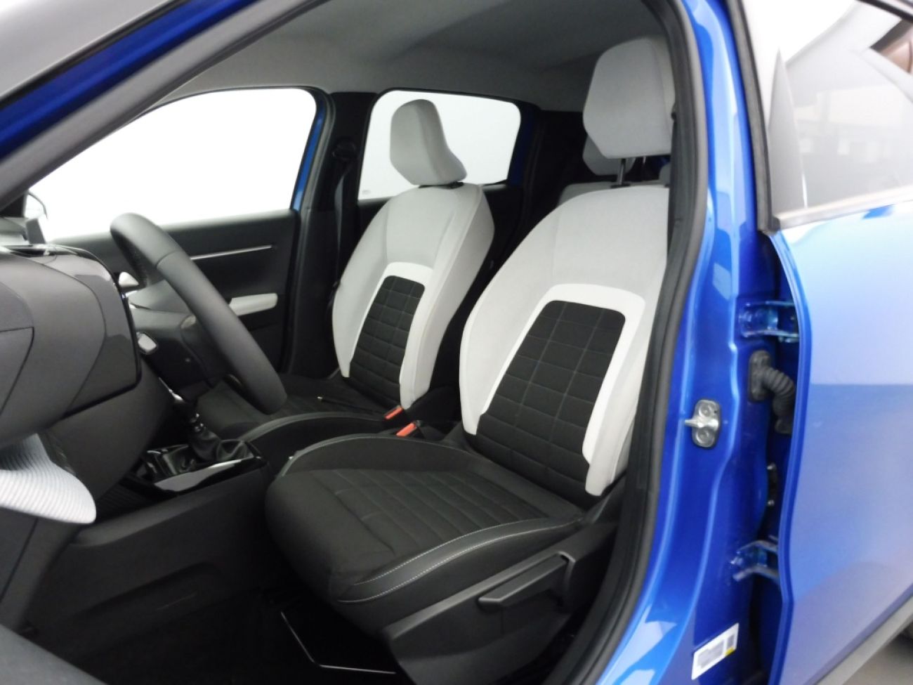 Mandataire Citroën C3 1.2 TURBO 100CH MAX