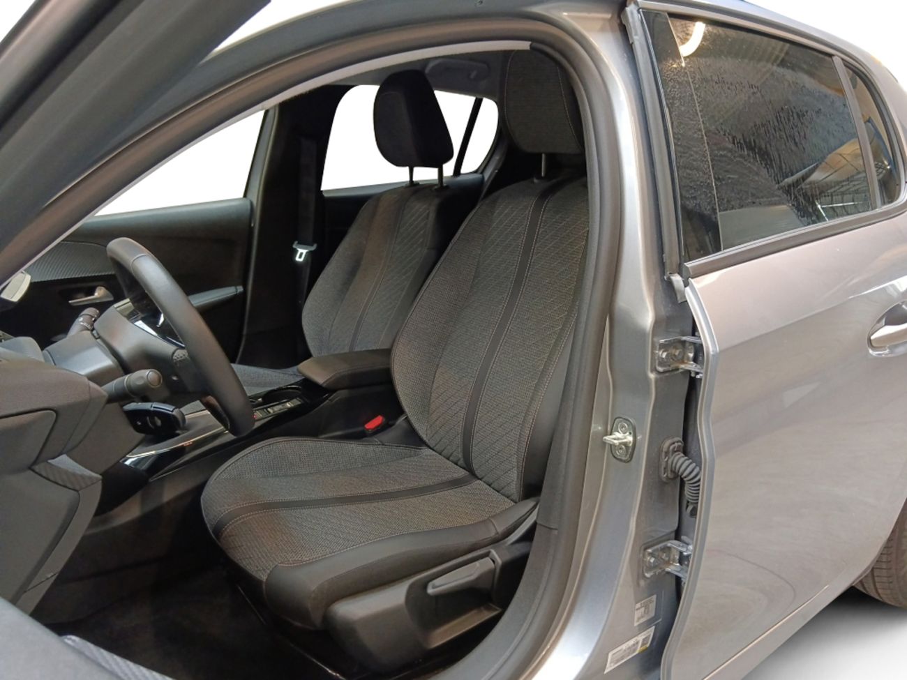 Mandataire PEUGEOT 208 1.2 100CH S&S ALLURE