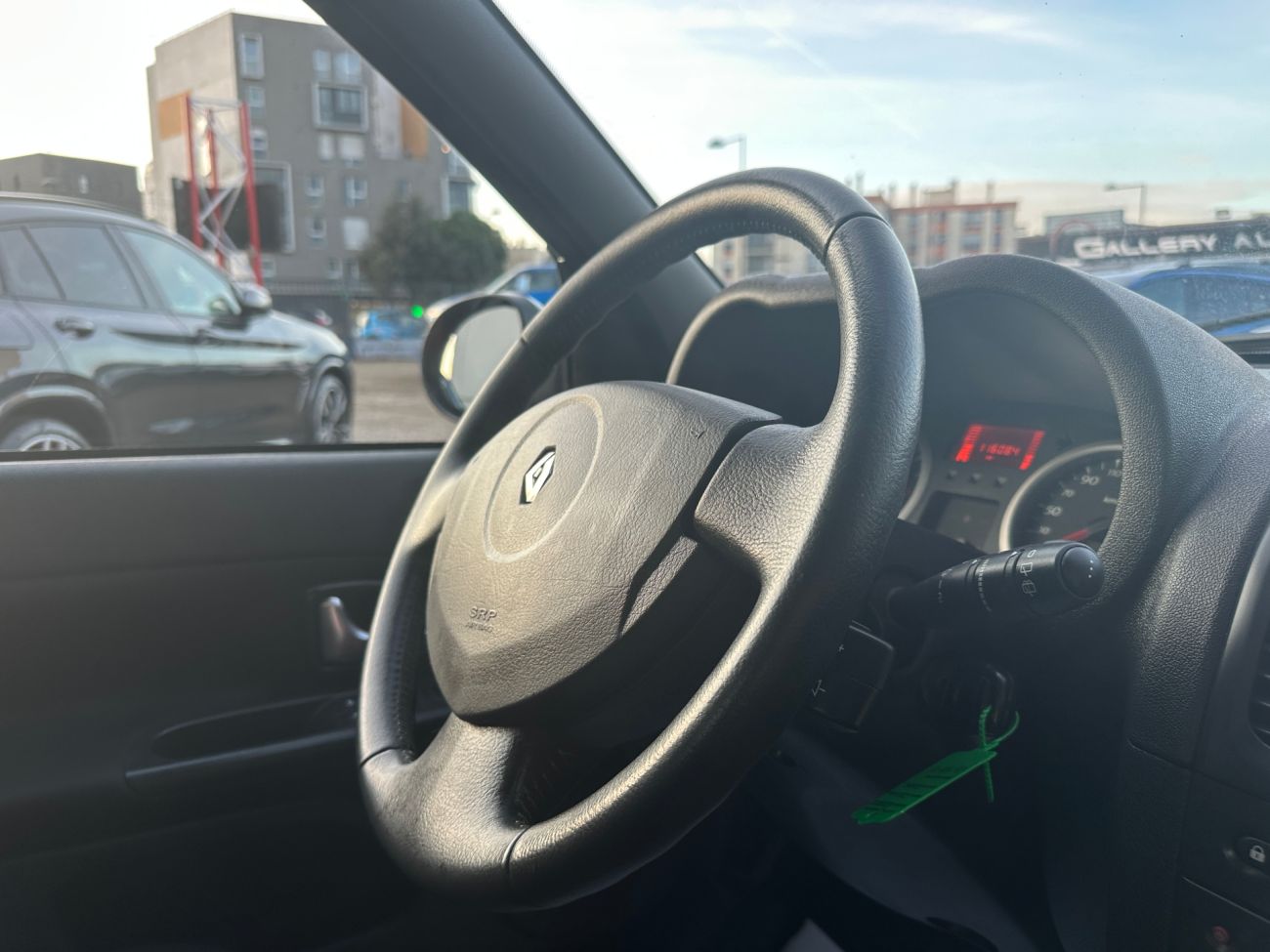 Mandataire RENAULT CLIO CAMPUS 1.2 16V 75 eco2 ByeBye Pack Clim Euro 5