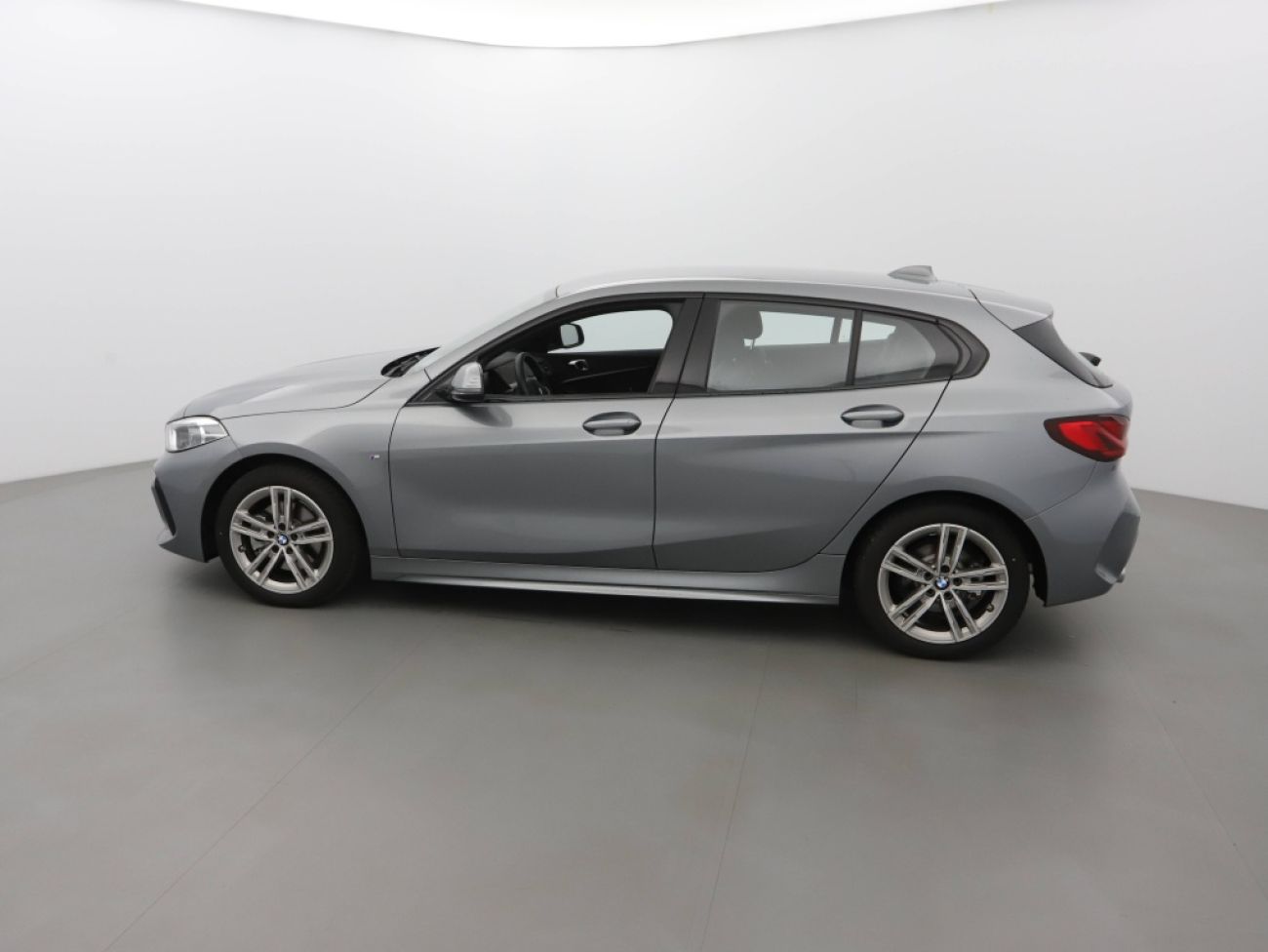 Mandataire BMW SERIE 1 118I STEPTRONIC 136 M-SPORT