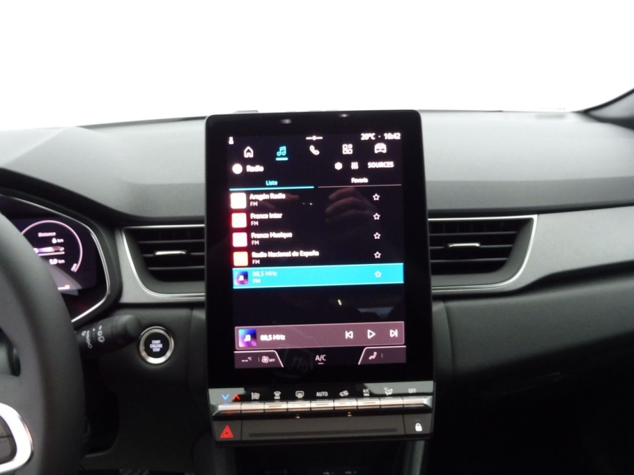 Mandataire RENAULT CAPTUR II 1.3 TCE MILD HYBRID 140CH TECHNO