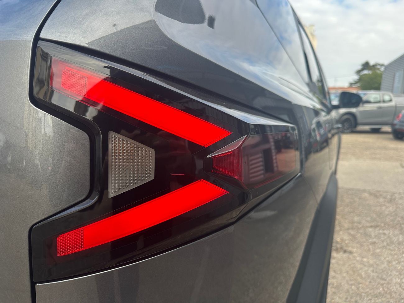 Mandataire Dacia BIGSTER HYBRID 155 Journey