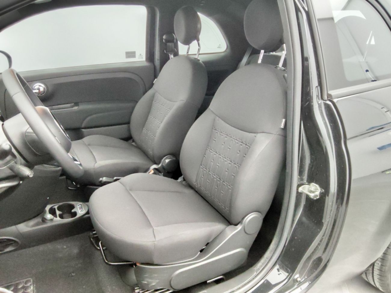 Mandataire FIAT 500C 1.0 70CH BSG SERIE 1