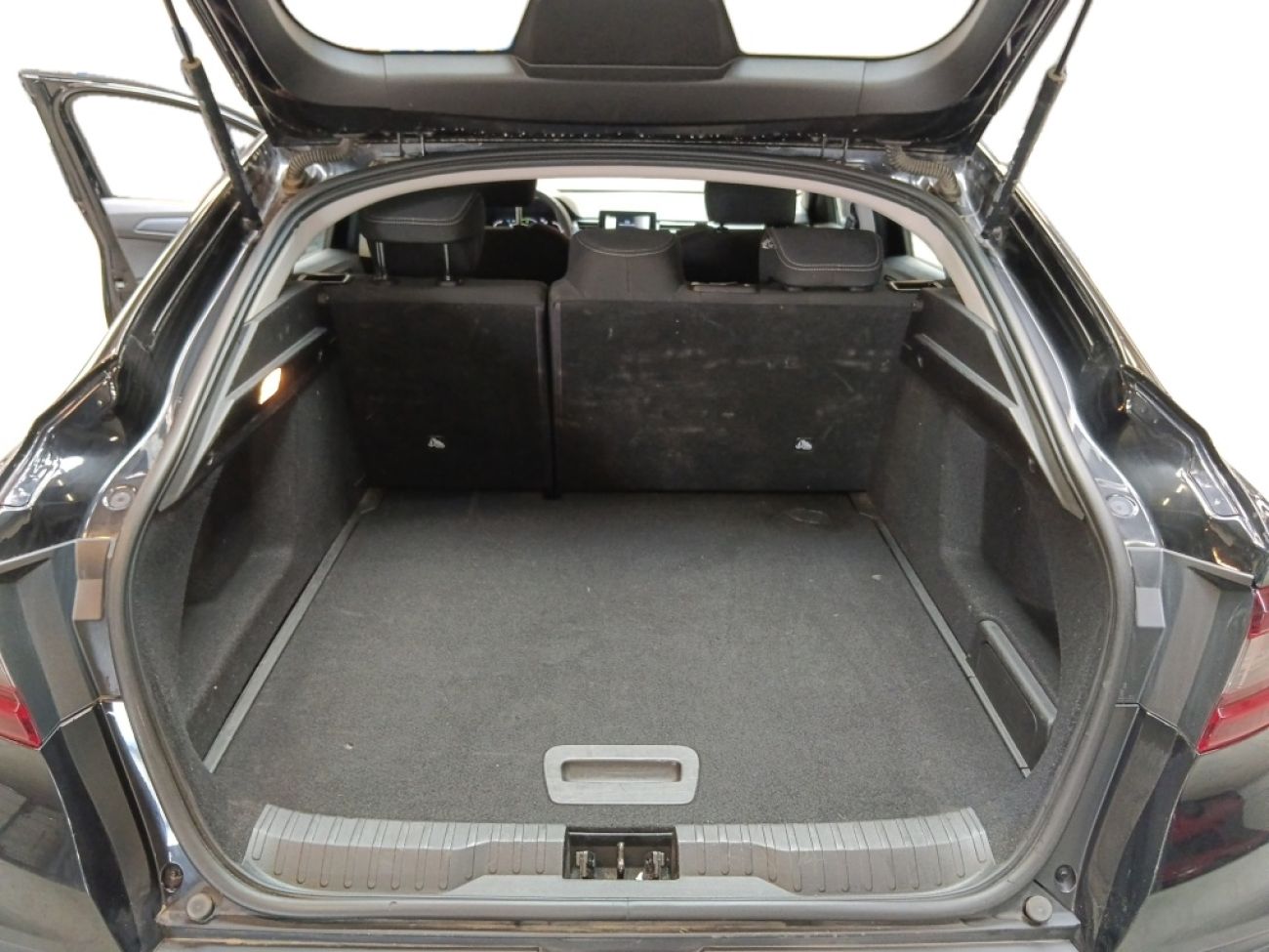 Mandataire RENAULT Arkana 1.6 E-TECH HYBRIDE 145CH EQUILIBRE