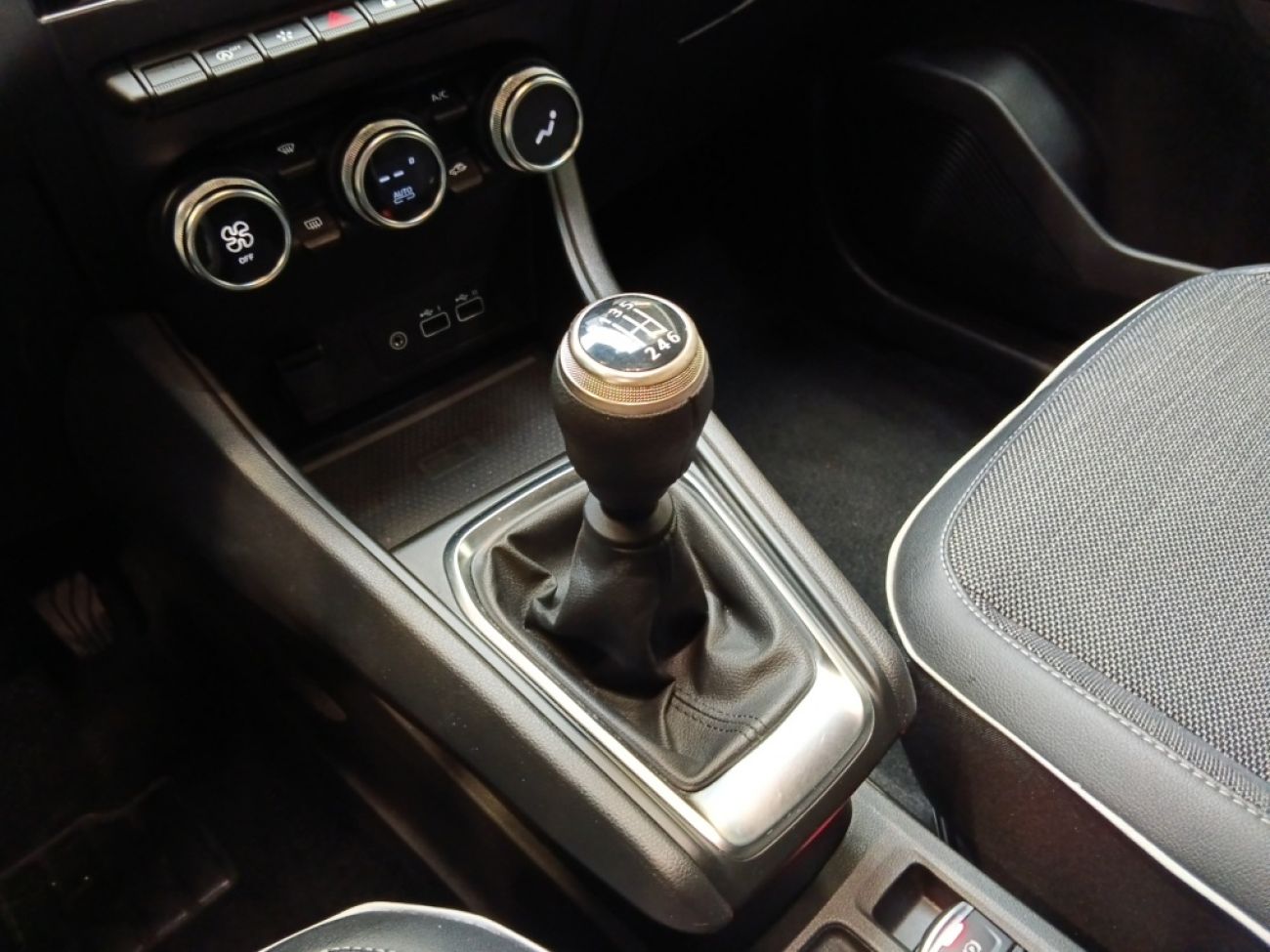 Mandataire RENAULT Captur 1.0 TCE 90CH TECHNO