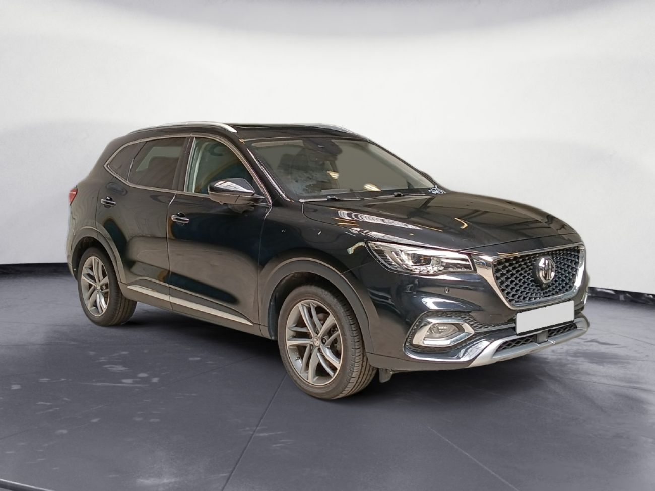 Mandataire MG HS 1.5 T-GDI 162 AT luxury