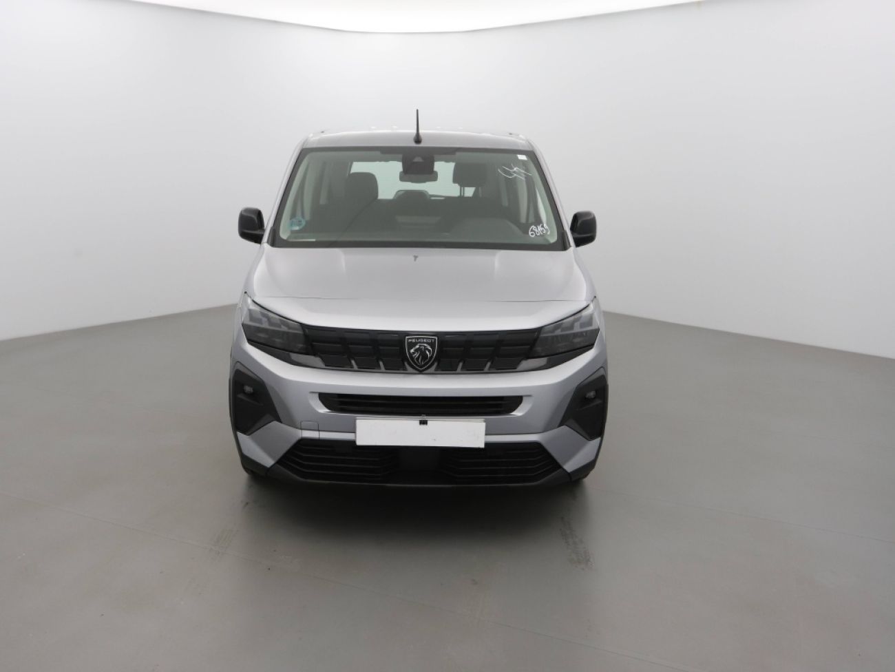 Mandataire PEUGEOT RIFTER TAILLE M - 1.5 BLUEHDI 100CH S&S ALLURE 5 PLACES