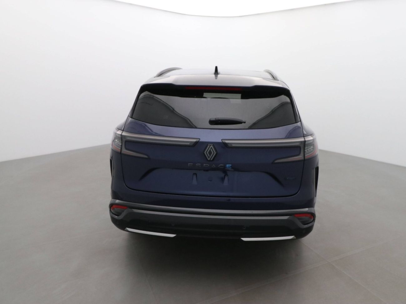 Mandataire RENAULT ESPACE VI 1.2 E-TECH FULL HYBRID 200CH ESPRIT ALPINE 7 PLACES - 25