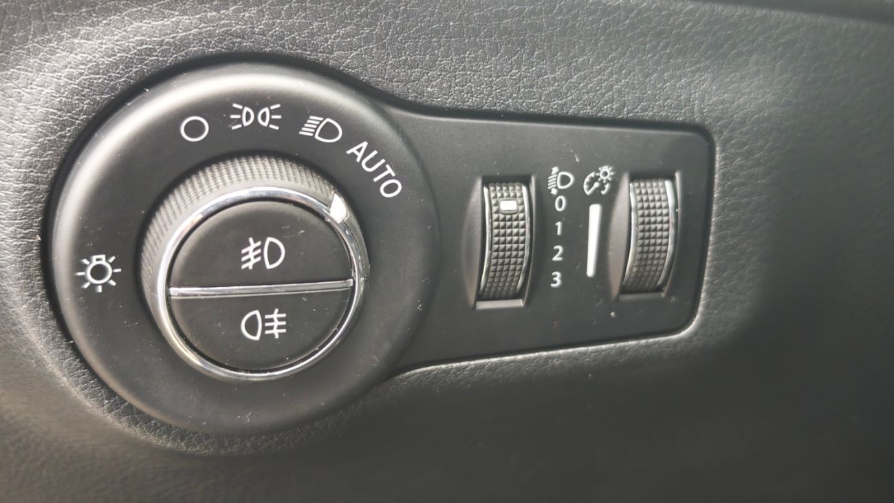 Mandataire Jeep COMPASS 1.4 I MultiAir II 140 ch BVM6 Longitude Business