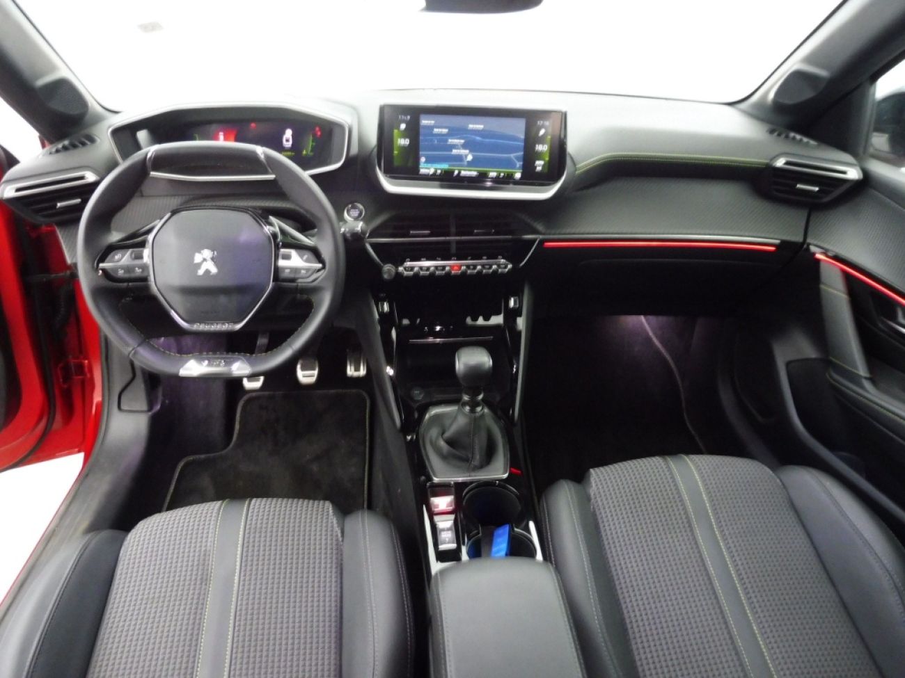 Mandataire PEUGEOT 208 1.2 PURETECH 100CH S&S GT