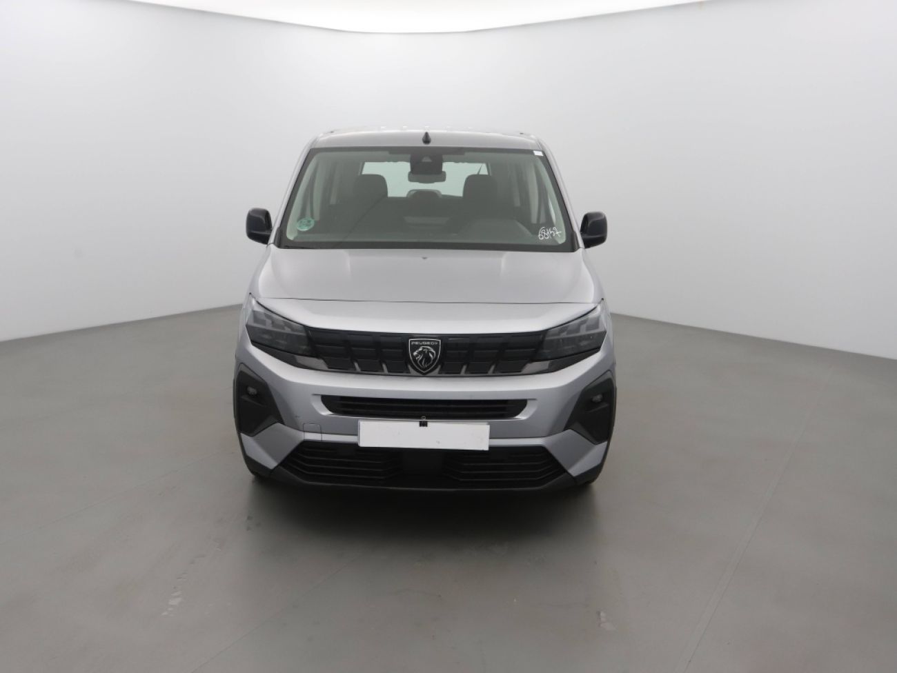 Mandataire PEUGEOT RIFTER TAILLE M - 1.5 BLUEHDI 100CH S&S ALLURE 5 PLACES