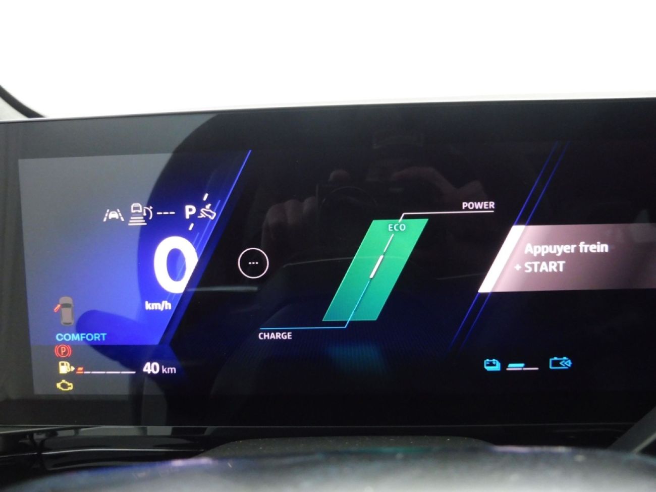 Mandataire RENAULT Rafale 1.2 E-TECH FULL HYBRID 200CH ESPRIT ALPINE - 25