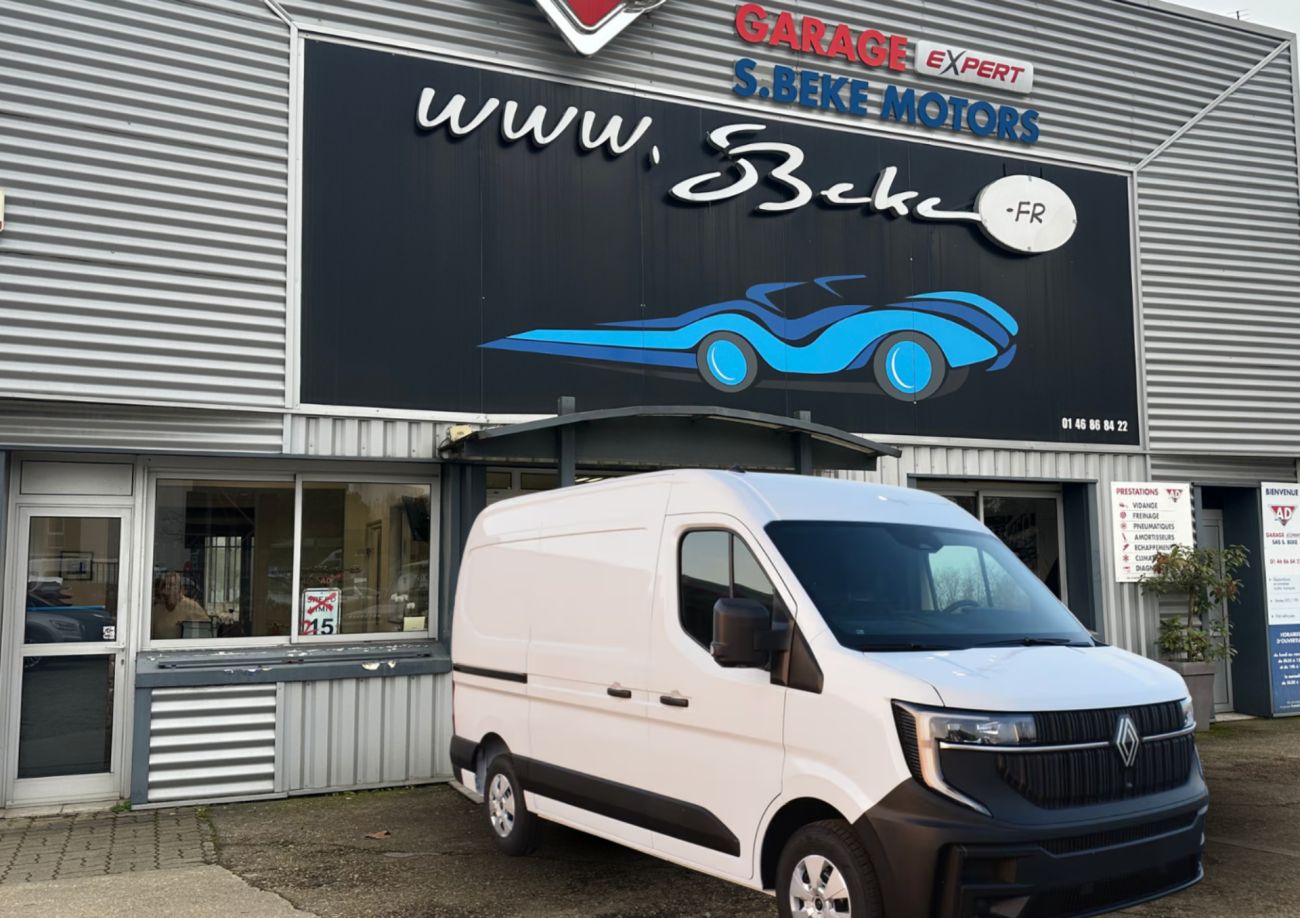Mandataire RENAULT MASTER FOURGON CA 3T5 L2H2 BLUE DCI 150 ADVANCE