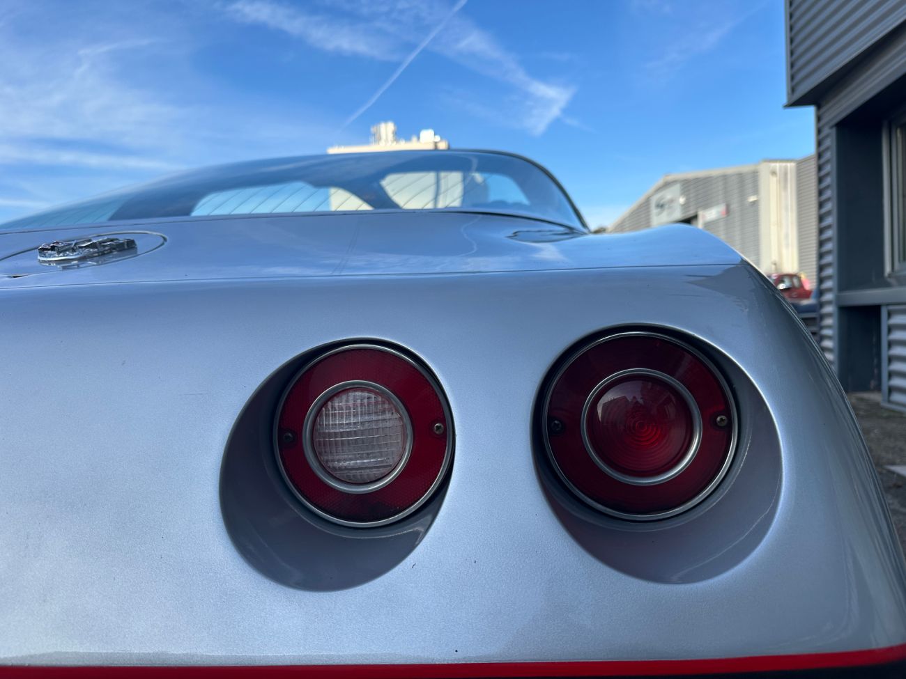 Mandataire CHEVROLET CORVETTE C3 T-TOP 25 TH ANNIVERSARY V8 350 L48