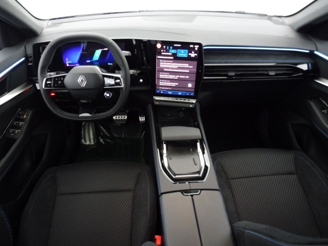 Mandataire RENAULT ESPACE VI 1.2 E-TECH FULL HYBRID 200CH ESPRIT ALPINE 7 PLACES - 25