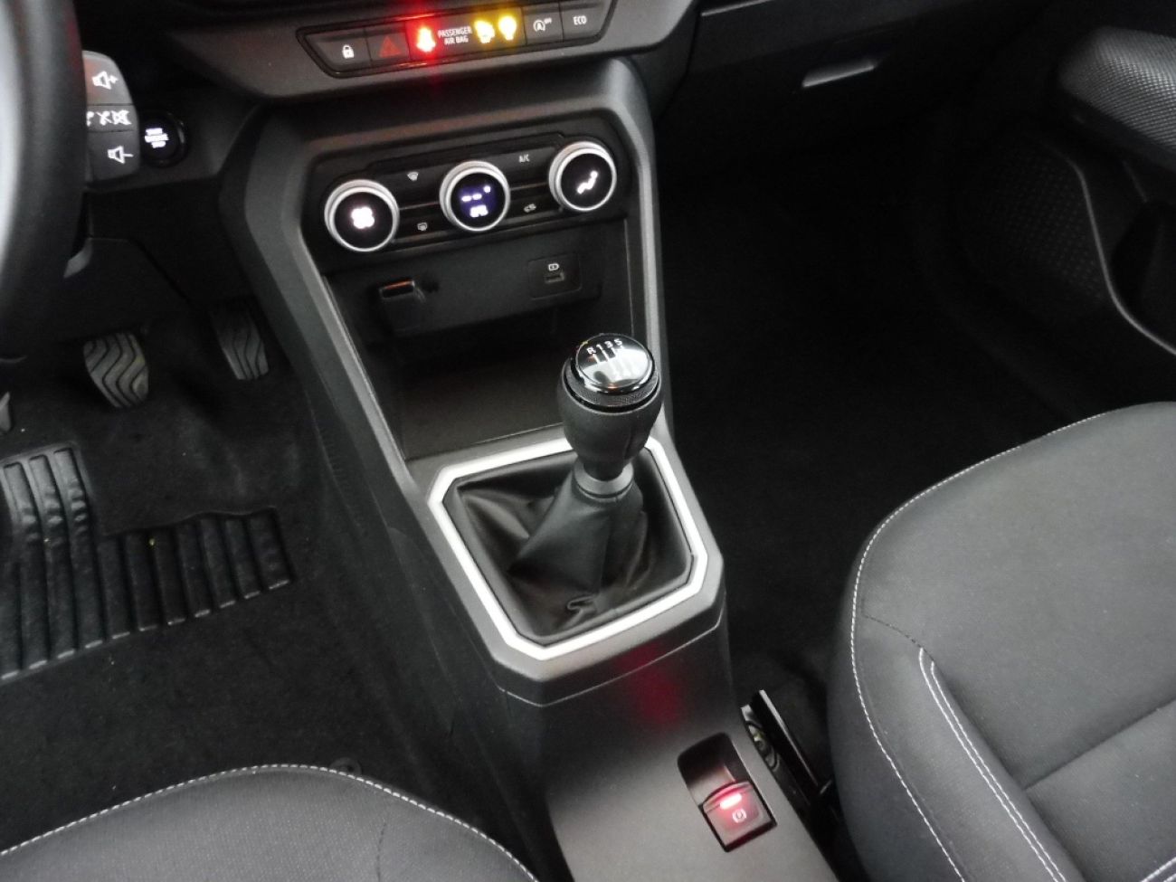 Mandataire Dacia JOGGER 1.0 TCE 110CH EXPRESSION 7 PLACES -24