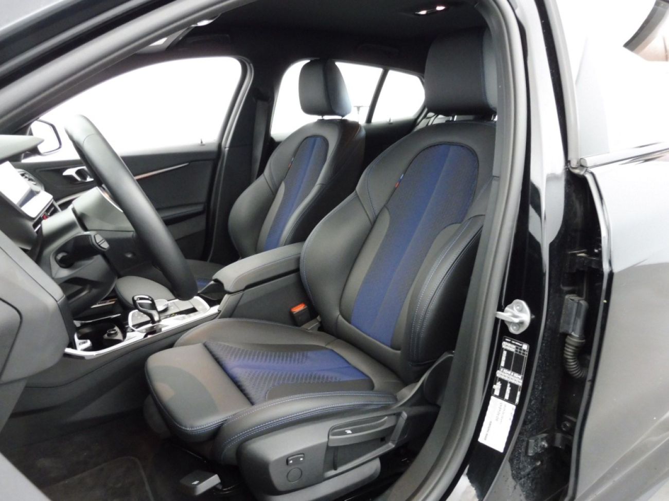 Mandataire BMW SERIE 1 118I STEPTRONIC 136 M-SPORT