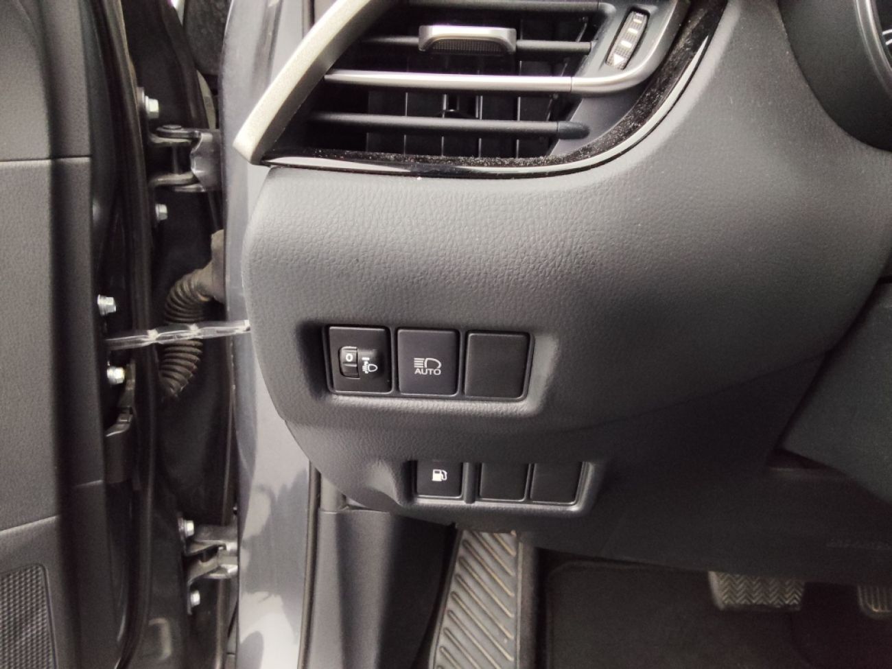 Mandataire TOYOTA C-HR 1.8 E-CVT 125Hbusiness edition