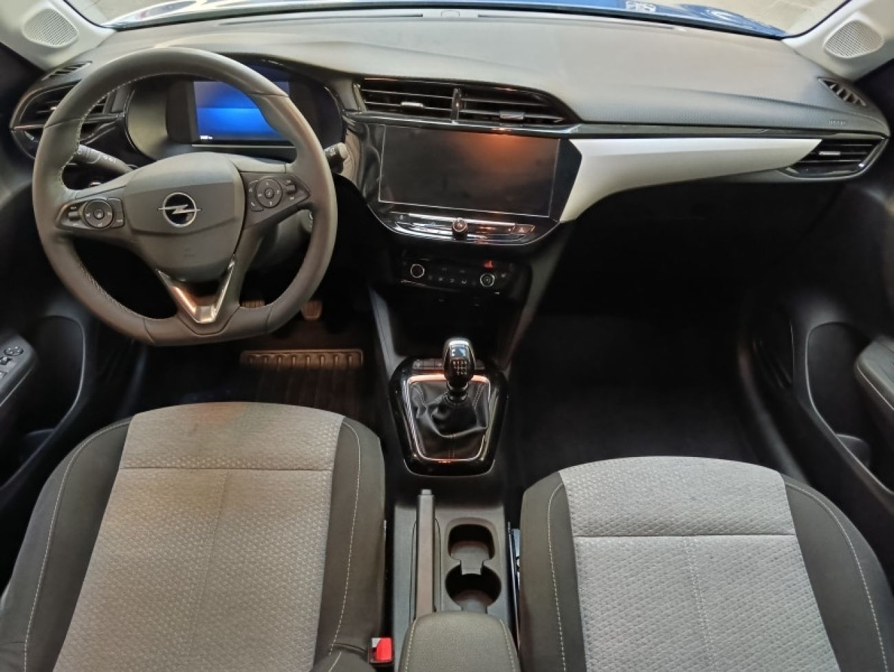 Mandataire Opel Corsa 1.2T 100base