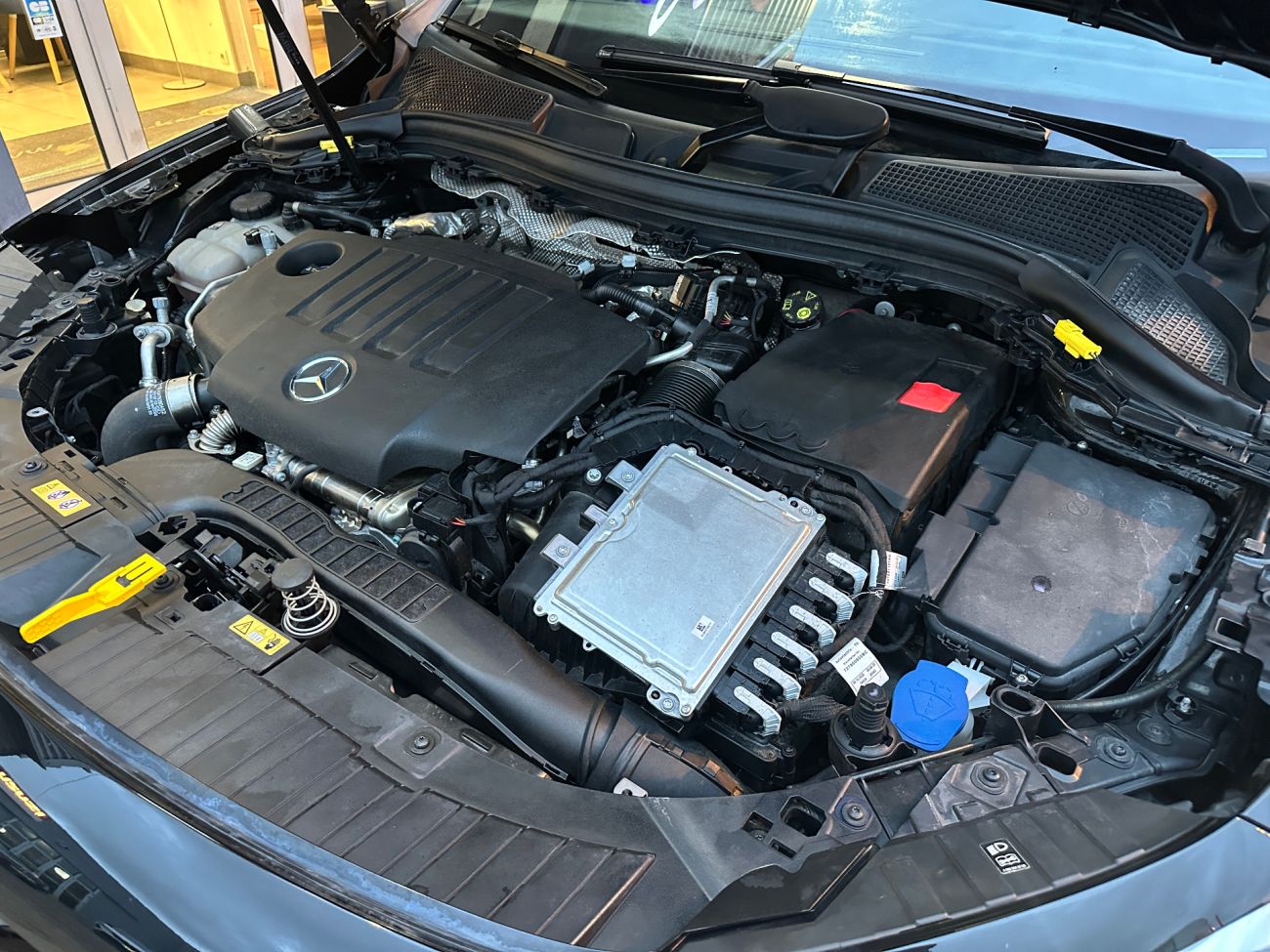 Mandataire MERCEDES-BENZ GLA 200 d 8G-DCT AMG Line edition 1 toit pano