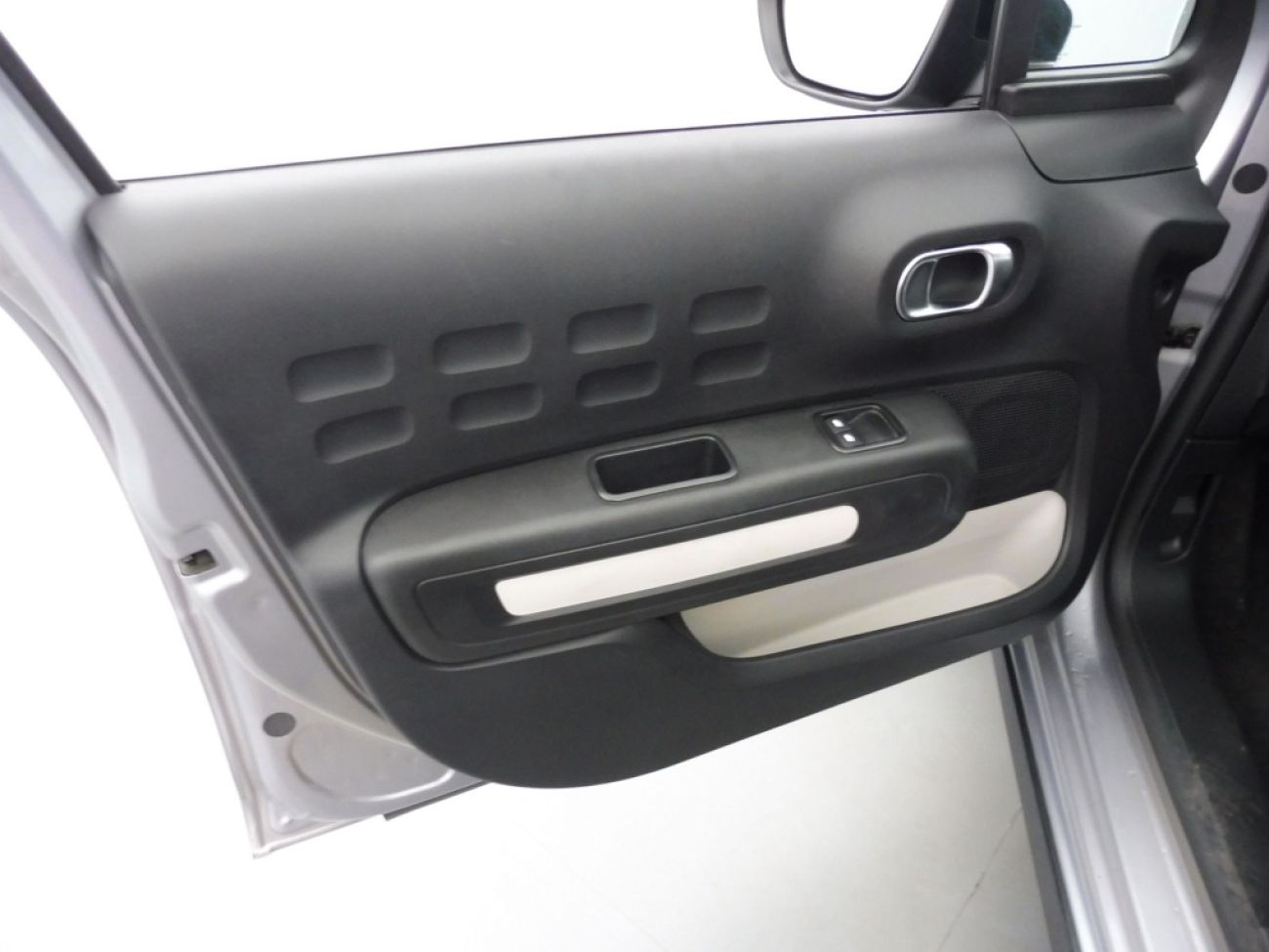 Mandataire Citroën C3 1.5 BLUEHDI 100CH S&S PLUS