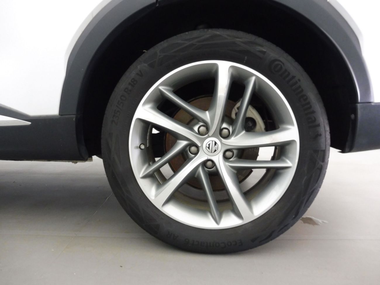 Mandataire MG HS 1.5 T-GDI 162 AT luxury
