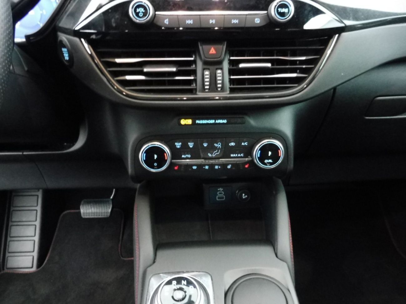 Mandataire Ford KUGA 2.0 TDCI 120CH ST-LINE POWERSHIFT