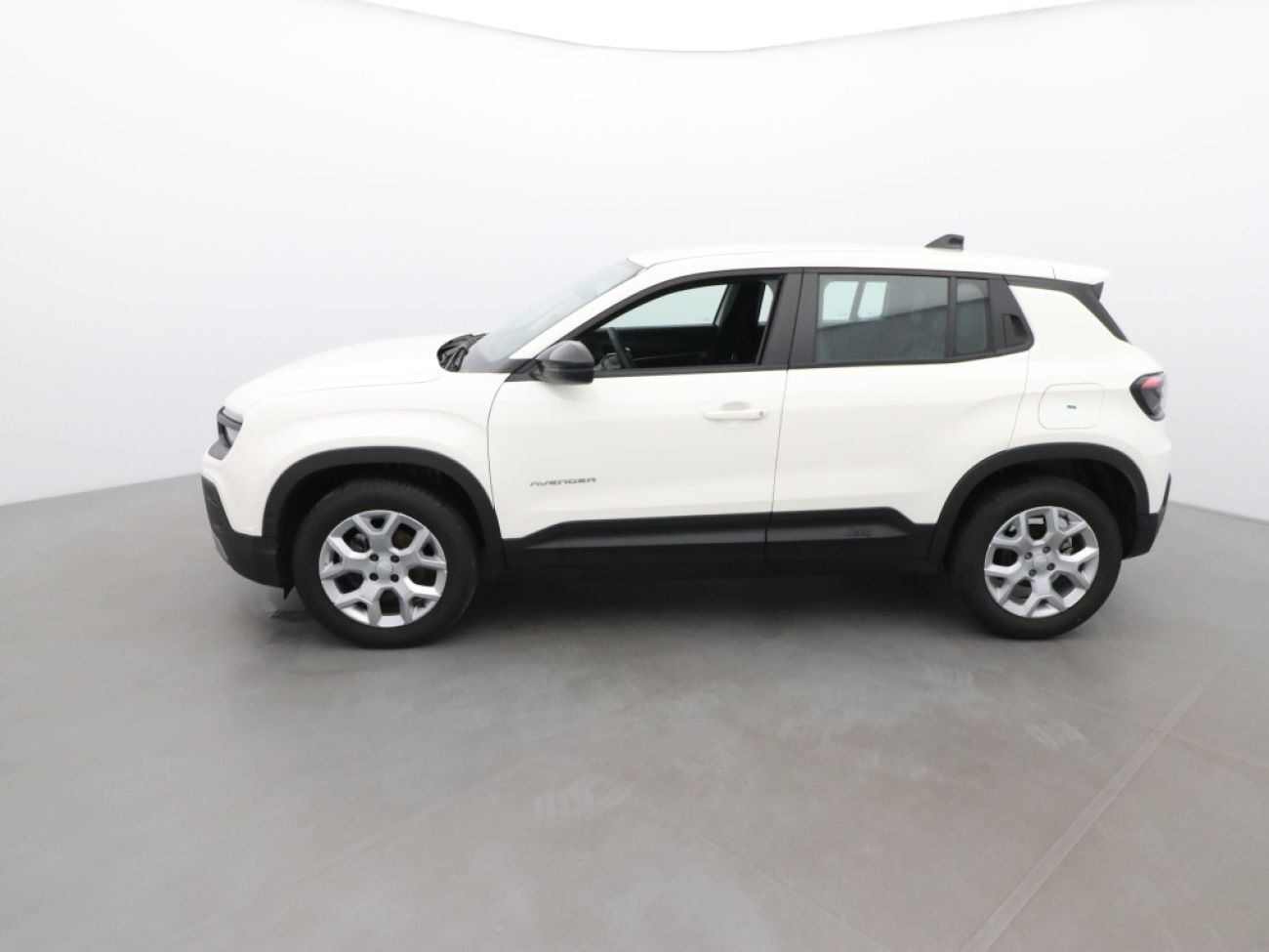 Mandataire Jeep AVENGER 1.2 TURBO T3 100CH ALTITUDE