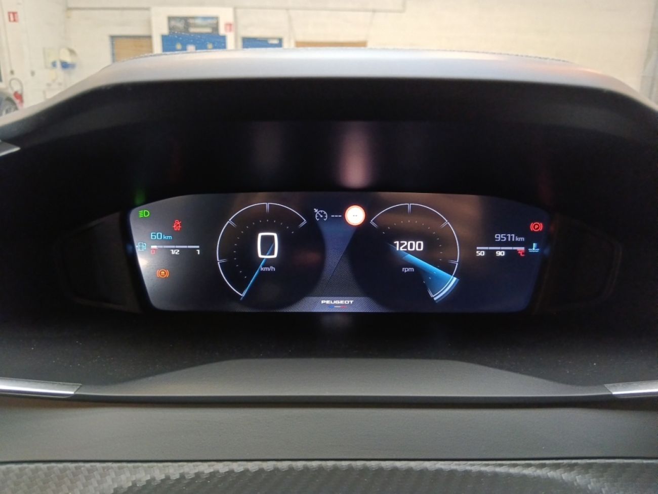 Mandataire PEUGEOT 208 1.2 100CH S&S ALLURE