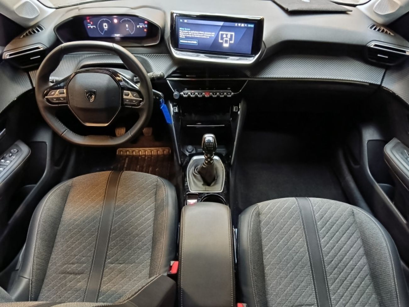 Mandataire PEUGEOT 208 1.2 100CH S&S ALLURE